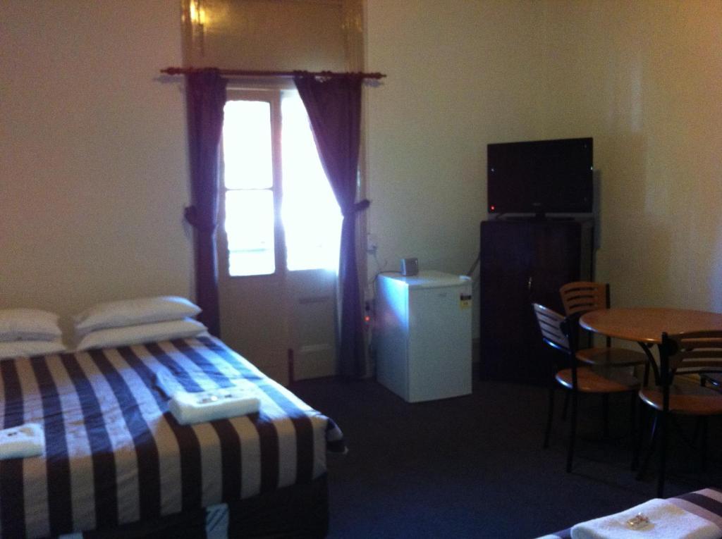 Hotel Metropolitan Adelaide Quarto foto